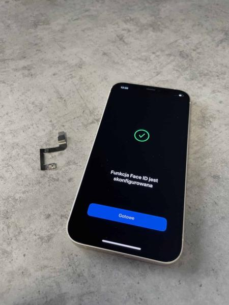 Jak naprawić Face ID